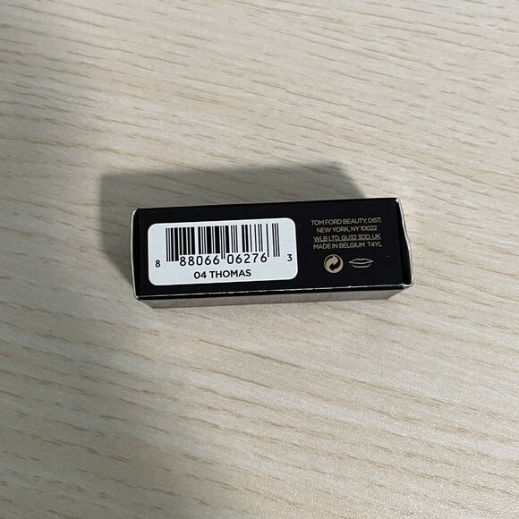 Tom Ford NEW Lip Color Matte Lipstick in 04 Thomas 2G - Picture 5 of 7